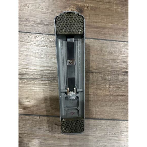 Vintage SWINGLINE #27 Desk Stapler Gray Mid Century Art‎ Deco Works great - Picture 3 of 4